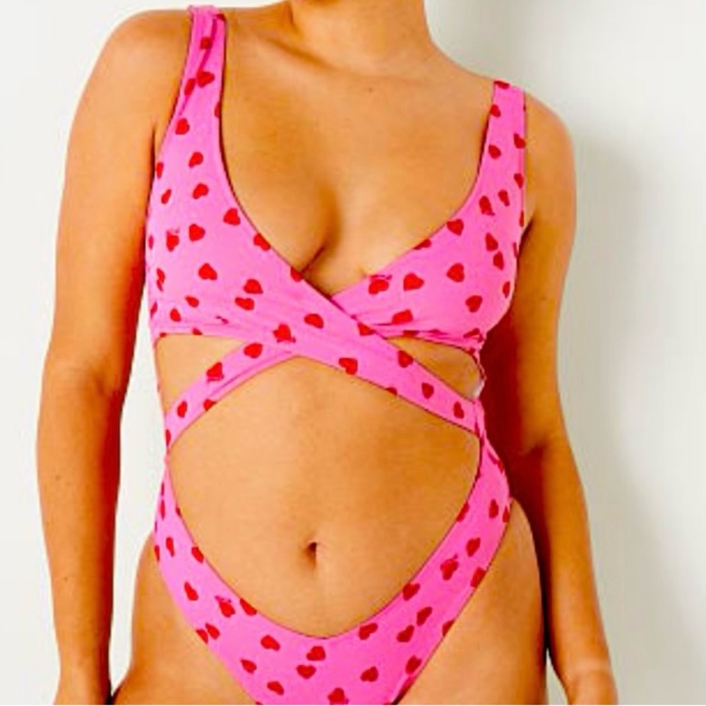Pink vs swimsuit